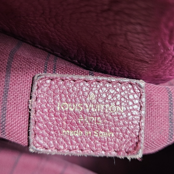 Authentic Louis Vuitton Empreinte Artsy Mm Burgundy Infini Monogram Leat… - Picture 10 of 13